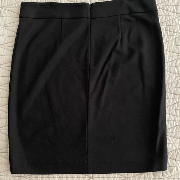 Caché 2 piece beaded matte finish skirt and crop TOP sz8 SKIRT sz 10 spandex 4% - Picture 9 of 12